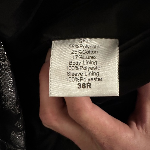 Black and Silver tuxedo with floral pattern 36R - Picture 2 of 3